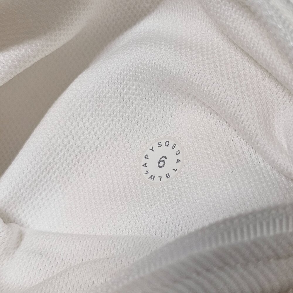 Lululemon Ventilate Hooded Jacket Women Size 6 White Perforated - Picture 5 of 14